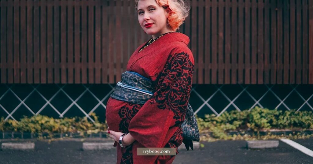 Maternity Kimono - Elevating Your Pregnancy Fashion Game